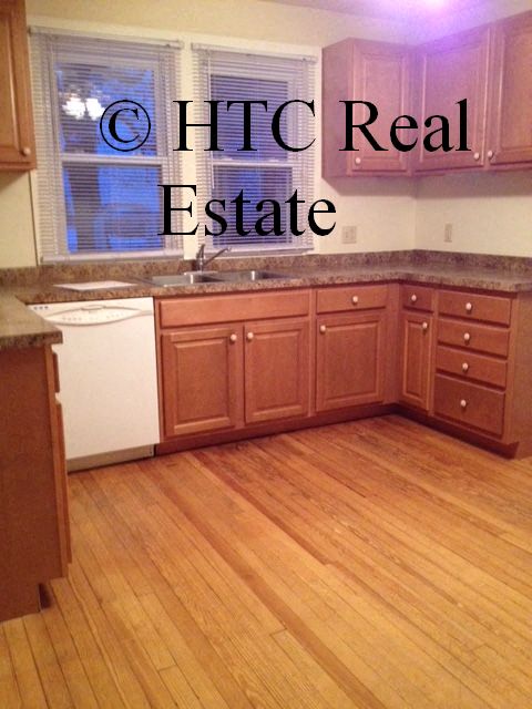 Kitchen with range/micro/refrig/dw
